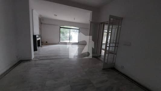 This Is Your Chance To Buy Building In Gulberg