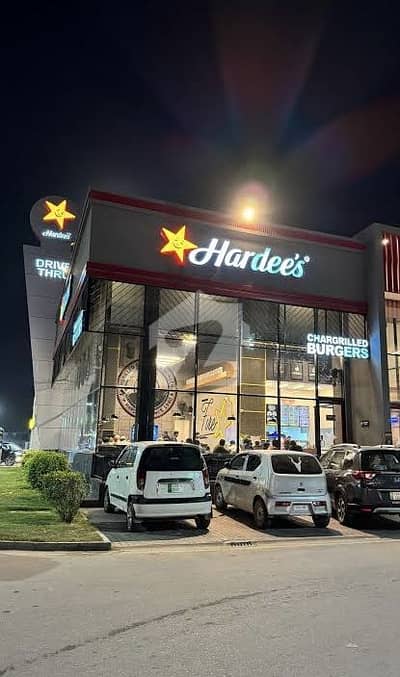 گرین ایونیو کمرشل کینال روڈ,فیصل آباد میں 2 مرلہ عمارت 2.5 لاکھ میں کرایہ پر دستیاب ہے۔