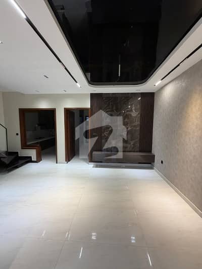 5 Marla Brand New House For Sale In Lake City Sector M6