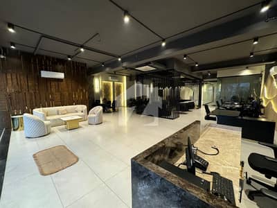 کینال روڈ فیصل آباد میں 1 کنال عمارت 15.0 لاکھ میں کرایہ پر دستیاب ہے۔