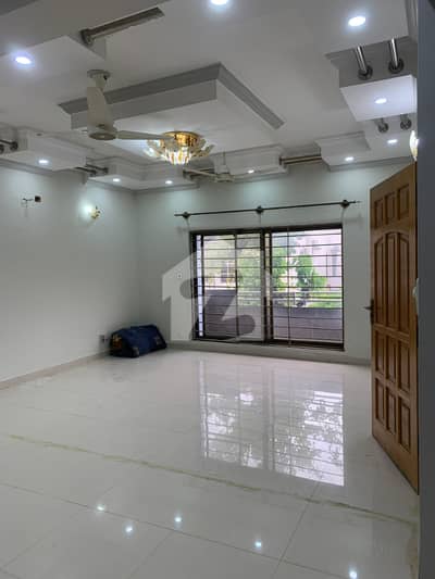 1 Kanal Upper Portion For Rent In Bahria Town Phase 3