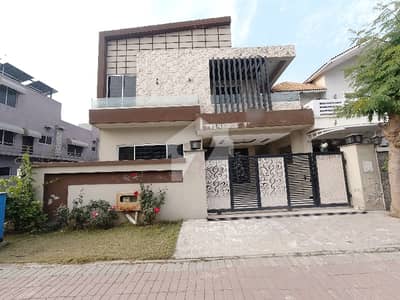 10 Marla House For Sale In Bahria Town Phase 3