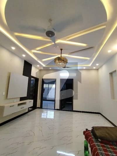 30x60 Use House Like 10/10 Condition G-13/2 Islamabad 30x60 Use House Like 10/10 Condition G-13/2 Islamabad