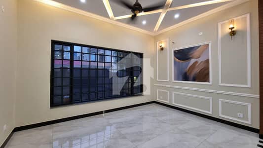 PRIME LOCATION 10 MARLA UPPER PORTION AVAILABLE FOR RENT IN WAPDA TOWN PRIME LOCATION 10 MARLA UPPER PORTION AVAILABLE FOR RENT IN WAPDA TOWN