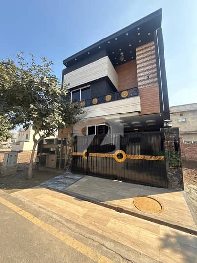 Prime Location Park View City - Platinum Block House For Sale Sized 5 Marla Prime Location Park View City - Platinum Block House For Sale Sized 5 Marla