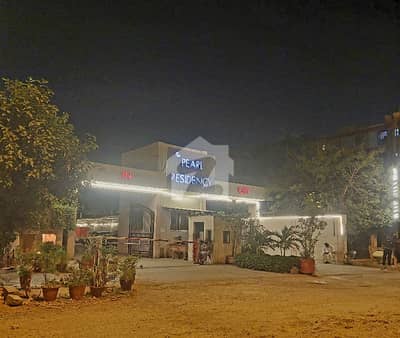 LUXURY LIVING FLAT WITH ROOF IN GULSHAN E IQBAL BLOCK 4   5 BED DD WITH SWIMMING POOL