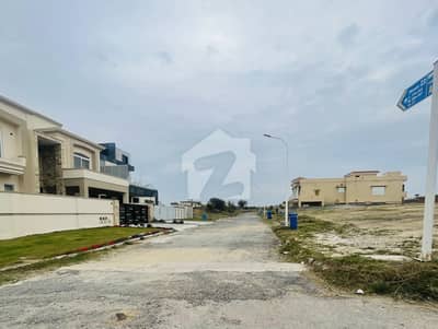Ready for Construction! 1 Kanal Heighted Location Plot in Block A, Gulberg Residencia Developed & Possession