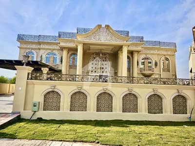 ڈی ایچ اے ڈیفینس فیز 2 ڈی ایچ اے ڈیفینس,اسلام آباد میں 6 کمروں کا 2 کنال مکان 22.0 کروڑ میں برائے فروخت۔ ڈی ایچ اے ڈیفینس فیز 2 ڈی ایچ اے ڈیفینس,اسلام آباد میں 6 کمروں کا 2 کنال مکان 22.0 کروڑ میں برائے فروخت۔