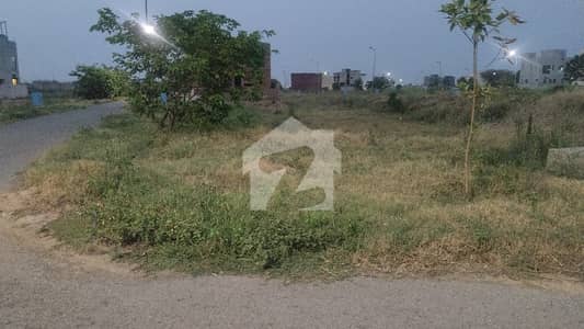 7.25 MARLA CORNER PLOT 1128  E EXT PHASE 6 BEST LOCATION GOLDEN DEAL