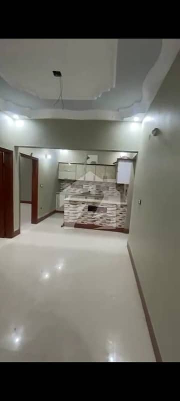 4 Bed D/D 1st Floor, With car parking, gulshan-e-Iqbal
