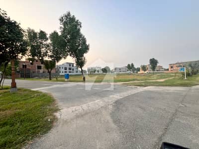 11 Marla Prime Location Plot For Sale In Lake City M-3 Extension 1