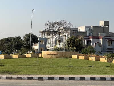 10 Marla Plot Prime Location Near To Ring Road For Sale
