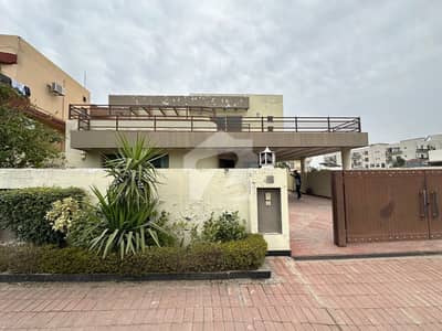 بحریہ ٹاؤن فیز 1 بحریہ ٹاؤن راولپنڈی,راولپنڈی میں 5 کمروں کا 1 کنال مکان 6.5 کروڑ میں برائے فروخت۔ بحریہ ٹاؤن فیز 1 بحریہ ٹاؤن راولپنڈی,راولپنڈی میں 5 کمروں کا 1 کنال مکان 6.5 کروڑ میں برائے فروخت۔