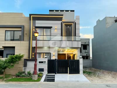 5 Marla Ultra Modern Semi Furnished Near To Park Premium Location House For Sale In Lake City Sector M7-C1 5 Marla Ultra Modern Semi Furnished Near To Park Premium Location House For Sale In Lake City Sector M7-C1