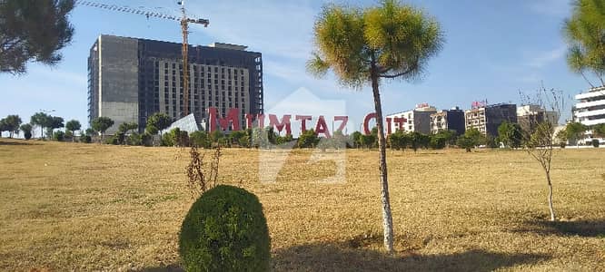 Mumtaz City Chanab 4 Bedroom with attach Bath house Available For Rent