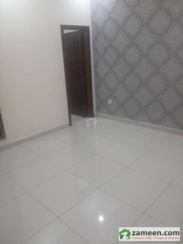 5 PORTION FOR RENT IN BAHRIA TOWN LAHORE