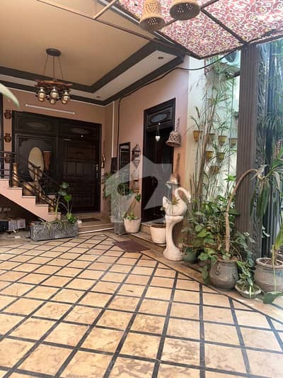 10 MARLA BEAUTIFUL FULLY FURNISHED USED HOUSE FOR SALE