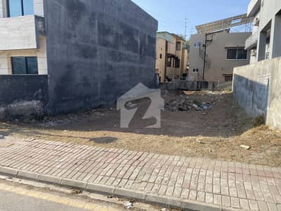 10 Marla Plot Front Open Possession Utility Charges Paid