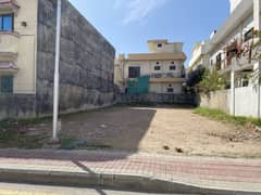 11 MARLA SIZE 35/70 Plot Is Available