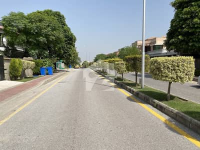 Boulevard Kanal Level Plot All Dues Clear On Prime Location