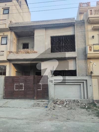 5 Marla Owner Built Grey Structure House for Sale in Central Park, Lahore