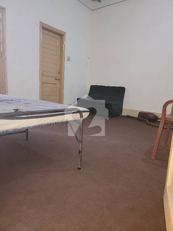 Room for Rent contact 03096652300 Room for Rent contact 03096652300