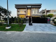 100% Orginal Pic 1 Kanal Brand New Luxurious Beautiful Spanish Design Villa With Solar System For Rent In DHA Lahore Phase 6 Prime Location