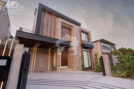 1 KANAL MODERN DESIGN FULL BASEMENT FULLY FURNISHED PLUS CEINMA BUNGALOW FOR SALE NEAR TO DOLMEN MALL