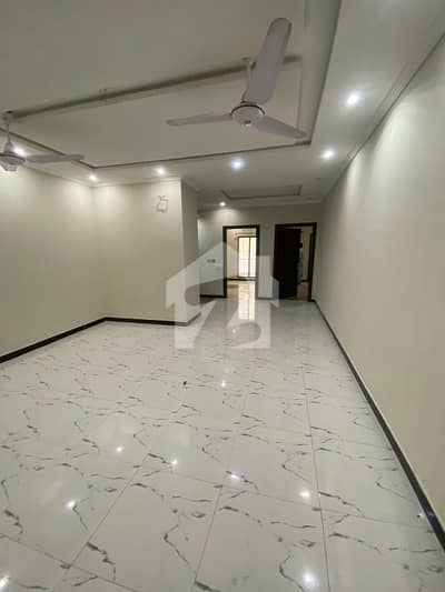 The 2 Bedrooms Unfurnished Apartment Available For Rent In E 11 4 Near To Main Margalla Road The 2 Bedrooms Unfurnished Apartment Available For Rent In E 11 4 Near To Main Margalla Road