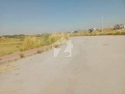 Gorgeous 8 Marla Residential Plot For Sale Available In Bahria Town Phase 8 - Block K
