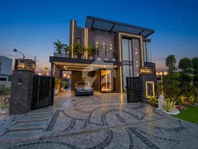Original Add 1 Kanal Modern House For Sale In DHA Lahore