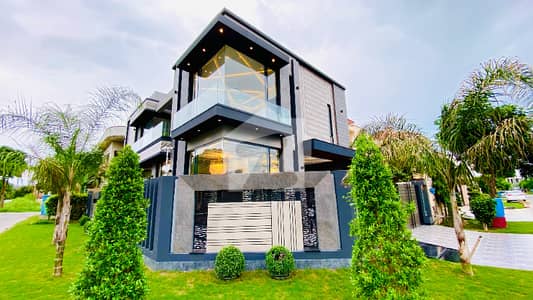 10 Marla Bungalow For Sale In DHA Phase 7