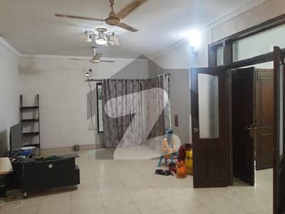 Semi Renovated Neat and Clean full House 4 Bedrooms Available Semi Renovated Neat and Clean full House 4 Bedrooms Available