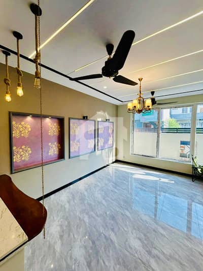 4 MARLA LUXURY HOUSE AVAILABLE FOR RENT