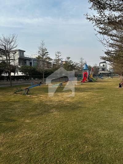 Prime 5 Marla Plot For Sale In Orchard Block Park View City Lahore