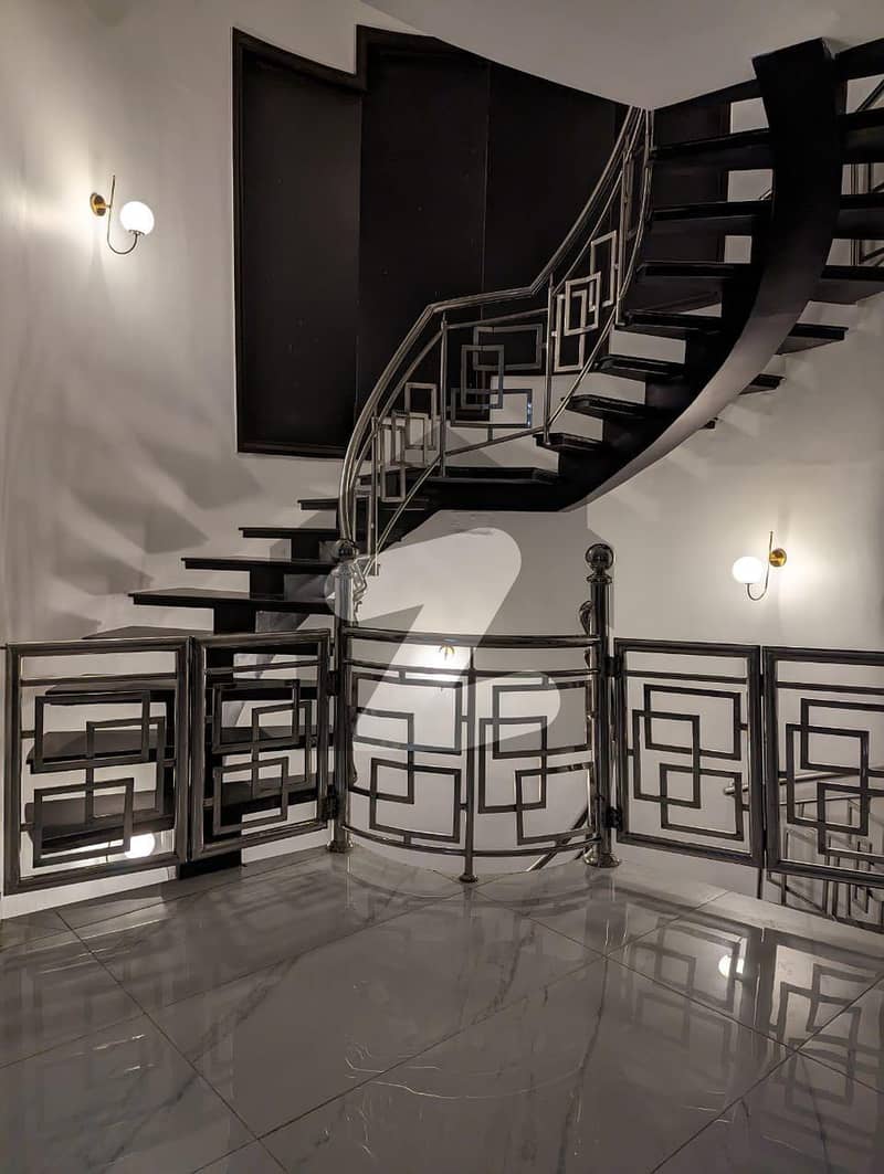 Townhouse Is Available Near To Karsaz Townhouse Is Available Near To Karsaz