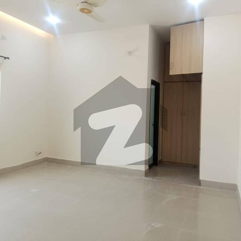 Tile Flooring Like Good Condition Tile Flooring Like Good Condition