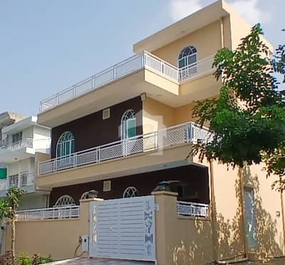 جی ۔ 9/4 جی ۔ 9,اسلام آباد میں 5 کمروں کا 7 مرلہ مکان 6.25 کروڑ میں برائے فروخت۔