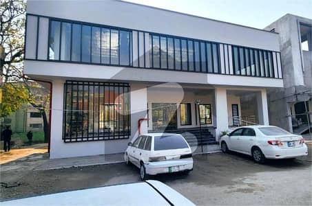 G-8 Ready 5,200 Sqft New Plaza Parking Tiles, Ceiling, Fire Fighting System Building For Rent