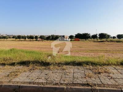 10 Marla PLOT SECTER I Is Available For Sale In Bahria Town Phase 8 Rawalpindi