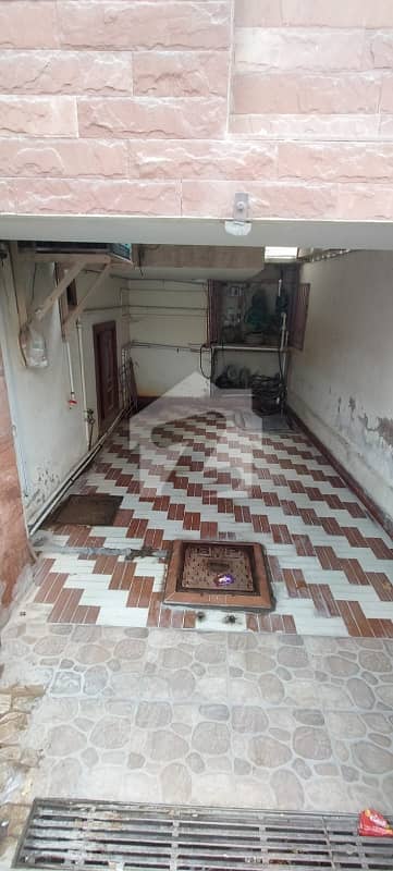 Prime Location Flat For Sale In Karachi