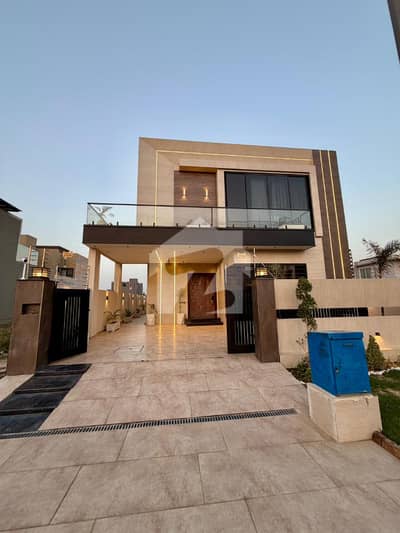 BRAND NEW 10-MARLA ELEGANT AND FULLY MAINTAINED SUPER HOT LOCATED BUNGALOW IS AVAILABLE IN THE BEST BLOCK OF DHA LAHORE. BRAND NEW 10-MARLA ELEGANT AND FULLY MAINTAINED SUPER HOT LOCATED BUNGALOW IS AVAILABLE IN THE BEST BLOCK OF DHA LAHORE.