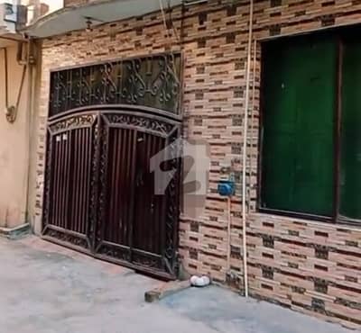 ملتان روڈ لاہور میں 5 کمروں کا 6 مرلہ مکان 2.6 کروڑ میں برائے فروخت۔ ملتان روڈ لاہور میں 5 کمروں کا 6 مرلہ مکان 2.6 کروڑ میں برائے فروخت۔