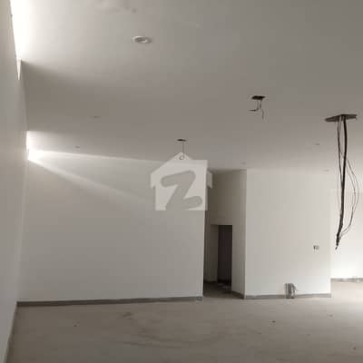 Main Road Office For Rent At Zulfiqar Commercial Main Road Office For Rent At Zulfiqar Commercial