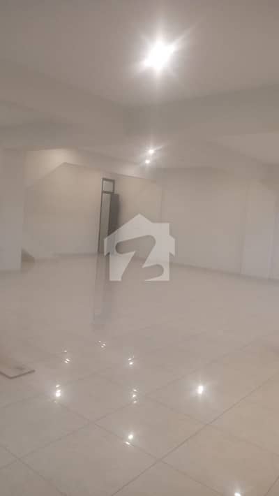 Brand New Building Available For Rent At Zulfiqar Commercial