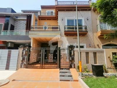 Avail Yourself A Great Prime Location 5 Marla House In Khayaban-E-Amin - Block N Avail Yourself A Great Prime Location 5 Marla House In Khayaban-E-Amin - Block N