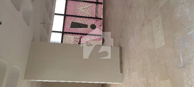 ڈی ایچ اے فیز 2 ایکسٹینشن ڈی ایچ اے ڈیفینس,کراچی میں 10 مرلہ دفتر 1.6 لاکھ میں کرایہ پر دستیاب ہے۔