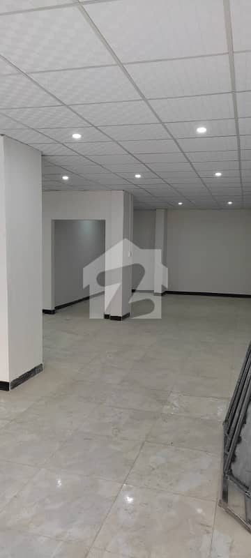 DEFENCE 1600 Square Feet Ground Floor For Rent For Office/Showroom Space