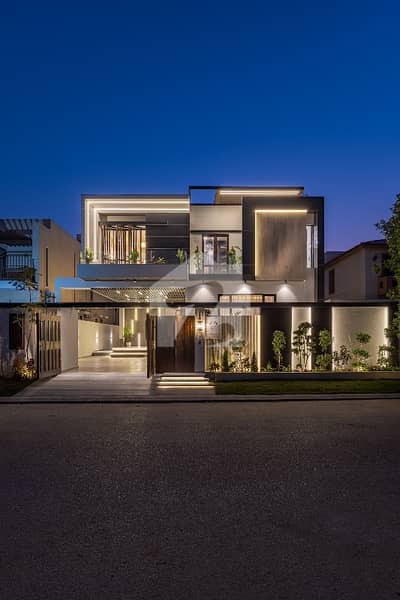 BRAND NEW OUTCLASS VVIP 666 YRDS HOUSE FOR SALE SEMI FURNISHED (There Will Be No Such House Phase 8 May Someone)