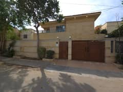 500 Yards Fully Renovated 4 Bedrooms Small Basement Small Garden CCTV Cameras Installed Ready To Move Possession Ready at DHA Phase 8 Zulfiqar Street 10